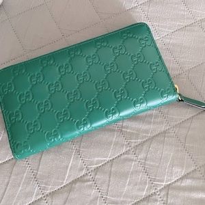 Authentic Gucci Wallet